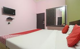 Oyo Flagship 74383 Hotel Grand Tulip